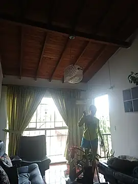 Snapshot of LunaZambrano chatting on July 2026 01:51:02 PM LunaZambrano online show from July 2026 01:51:02 PM