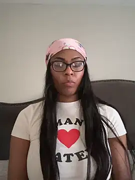 Snapshot of CandyLuxxxx chatting on January 2025 11:08:01 PM CandyLuxxxx online show from January 2025 11:08:01 PM