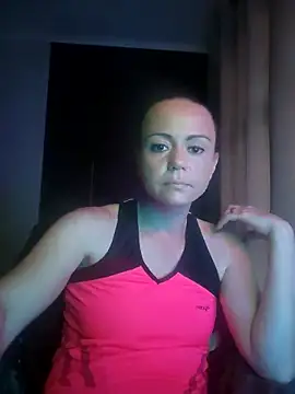 MrsBunnyBum online show from May 2026 11:04:02 AM