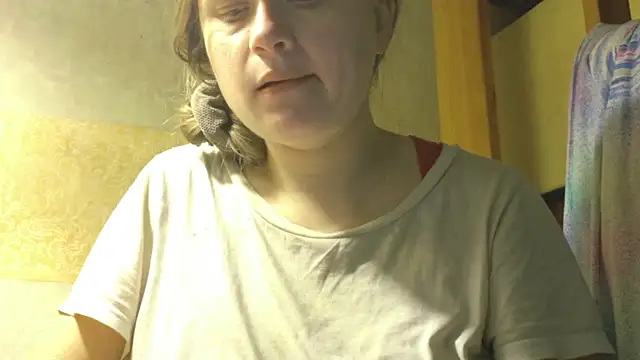 Snapshot of FrumCake chatting on May 2026 07:04:01 PM FrumCake online show from May 2026 07:04:01 PM