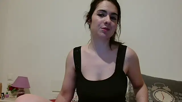 Snapshot of desirmiss1 chatting on June 2026 07:14:02 AM desirmiss1 online show from June 2026 07:14:02 AM