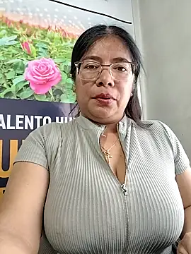   valentina18 online show from April 2026 08:28:01 PM