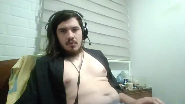 Snapshot of hung_weeb chatting on April 2026 02:27:02 AM hung weeb online show from April 2026 02:27:02 AM