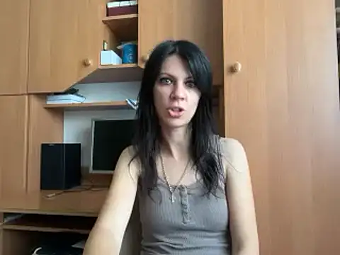 Snapshot of InjaAtHome chatting on July 2026 06:53:01 AM InjaAtHome online show from July 2026 06:53:01 AM
