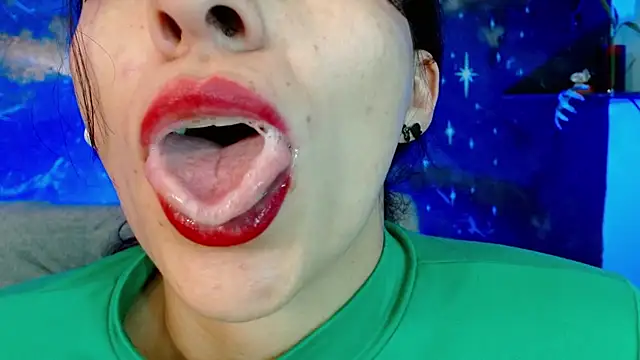 Snapshot of julieth_sex1 chatting on July 2026 11:14:01 AM julieth sex1 online show from July 2026 11:14:01 AM