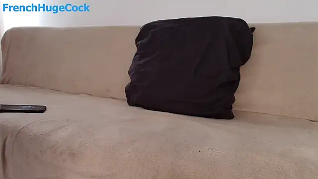 Snapshot of French-Huge-Cock chatting on June 2026 11:34:01 AM French-Huge-Cock online show from June 2026 11:34:01 AM