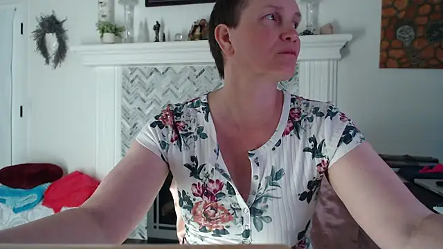 AuroraWillows online show from April 2026 01:30:01 AM