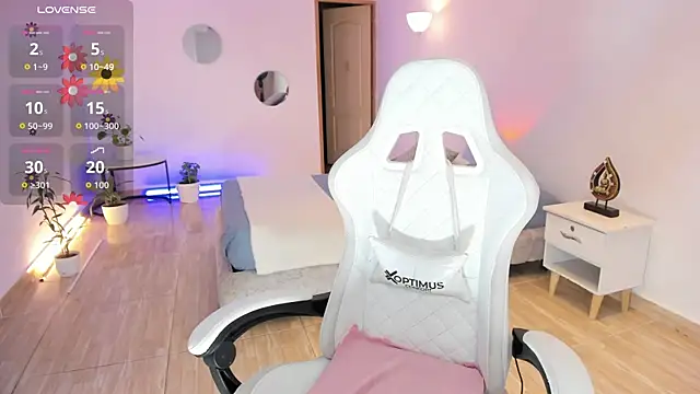 carleee winter online show from July 2026 10:58:01 PM