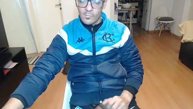 Snapshot of guachin_hunk chatting on June 2026 04:31:01 AM guachin hunk online show from June 2026 04:31:01 AM