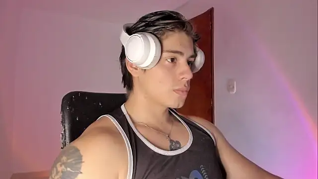 Giordano Russo online show from April 2026 08:58:02 PM