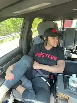 HaloRodeoLover2 online show from April 2026 03:05:02 PM