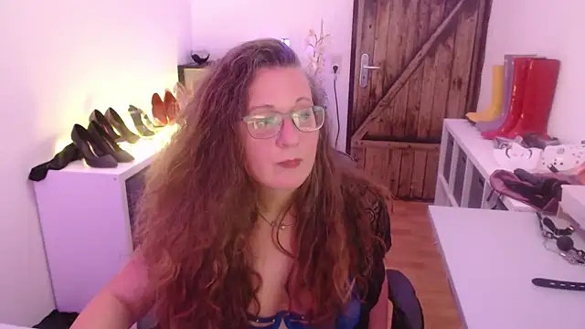 Snapshot of GeilesLuder75 chatting on December 2025 06:13:02 PM GeilesLuder75 online show from December 2025 06:13:02 PM