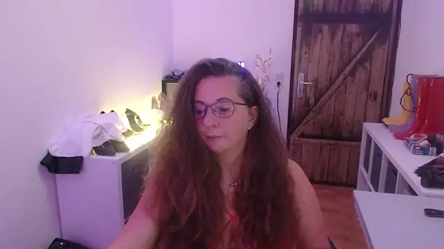 Snapshot of GeilesLuder75 chatting on December 2025 05:31:02 PM GeilesLuder75 online show from December 2025 05:31:02 PM