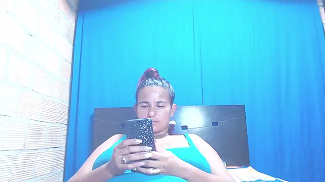 isabella dirty69 online show from January 2025 08:33:01 AM