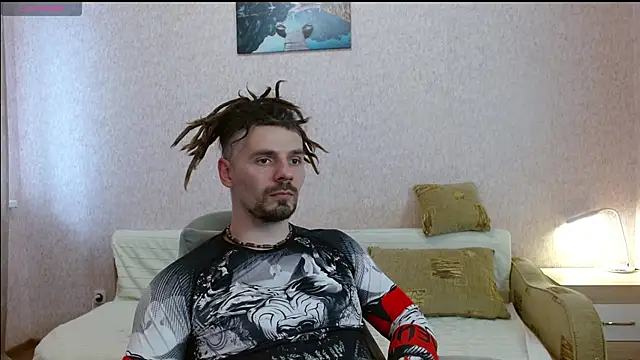 Aestheticguy101 online show from May 2026 01:07:01 PM