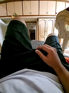 vansh1802 online show from November 2025 04:29:02 AM