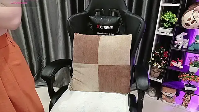 Yuki-yio online show from April 2026 01:19:01 AM