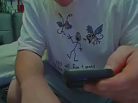 AwesomePapaya online show from November 2025 11:37:01 PM