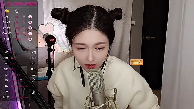 tw lala online show from December 2024 07:43:02 PM