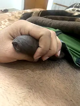 Snapshot of bigshow112 chatting on November 2025 07:08:02 PM bigshow112 online show from November 2025 07:08:02 PM