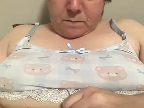 ParisNova online show from December 2024 01:50:02 AM