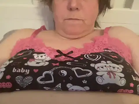 ParisNova online show from December 2024 08:38:02 PM