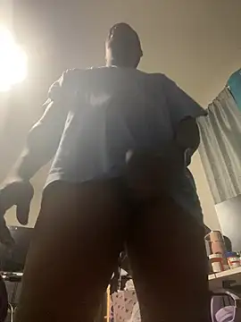 Makeyoucumallover online show from April 2026 05:54:02 AM