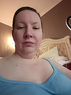 GoddessLara online show from July 2026 02:27:02 AM