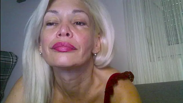 Snapshot of EvaaMina chatting on July 2026 06:47:02 AM EvaaMina online show from July 2026 06:47:02 AM