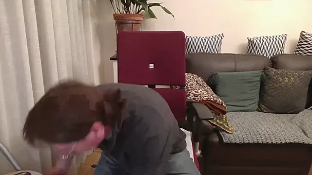 Snapshot of HETEREOMAN chatting on November 2025 06:23:02 PM HETEREOMAN online show from November 2025 06:23:02 PM