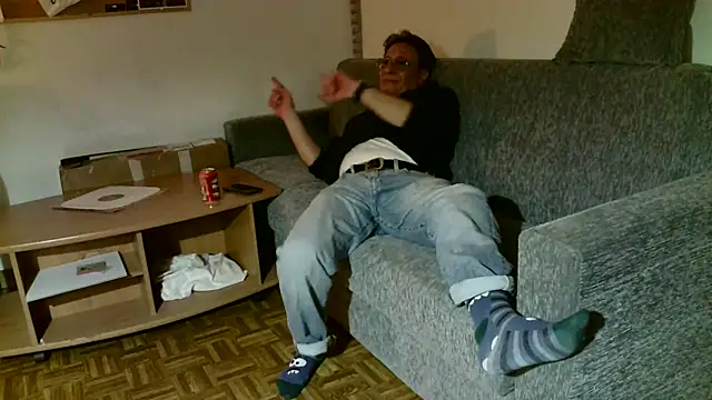 Snapshot of HETEREOMAN chatting on January 2026 07:17:01 PM HETEREOMAN online show from January 2026 07:17:01 PM