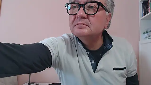 YOU6me online show from February 2026 08:52:01 AM