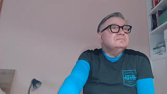 YOU6me online show from February 2026 08:51:01 AM