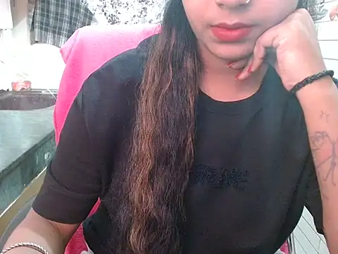 LovingPihu online show from October 2025 05:05:02 AM