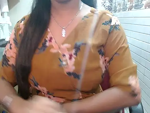 LovingPihu online show from March 2026 08:41:02 AM