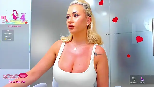 Snapshot of sassy_madeline chatting on July 2026 04:39:02 AM sassy madeline online show from July 2026 04:39:02 AM