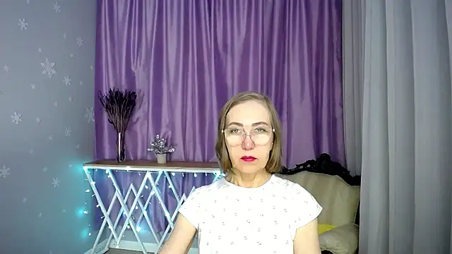 queen a n i online show from April 2026 06:51:02 AM