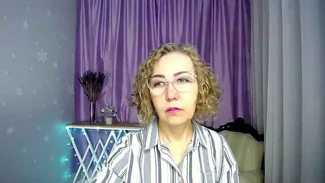queen a n i online show from June 2026 08:08:01 AM