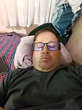 tavio1 online show from February 2026 01:07:02 AM