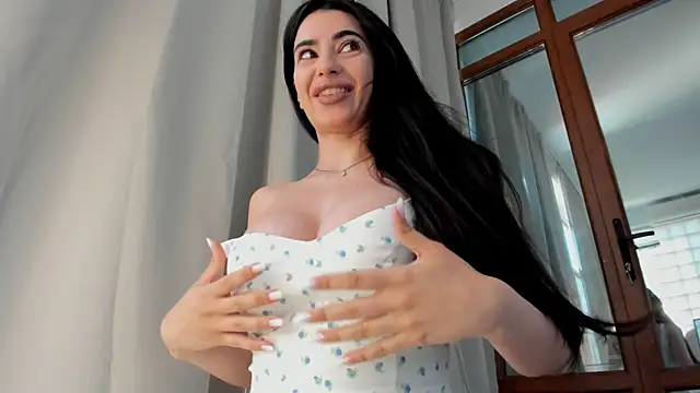 Naila18 online show from July 2026 06:16:01 AM