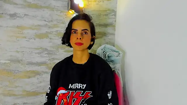 Amelia Myers online show from December 2025 11:33:02 PM