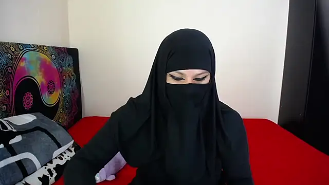 evelyn  salah online show from March 2026 09:19:02 PM