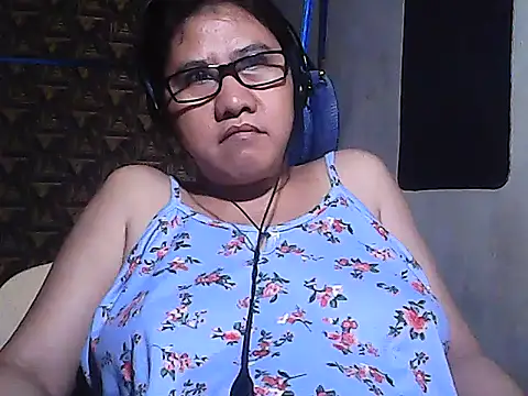 sweetsosie18 online show from February 2026 09:49:02 AM