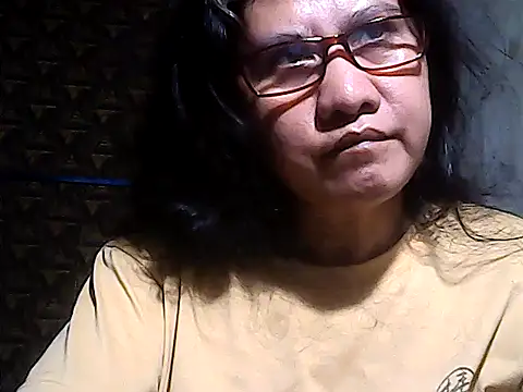 Snapshot of sweetsosie18 chatting on June 2026 01:43:02 AM sweetsosie18 online show from June 2026 01:43:02 AM