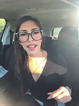 amanilouve online show from December 2025 09:48:01 AM