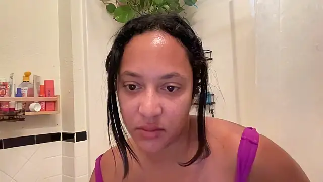 Snapshot of dreamyriri chatting on July 2026 02:45:02 PM dreamyriri online show from July 2026 02:45:02 PM