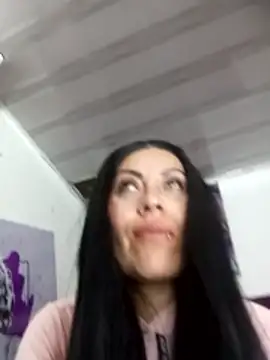 Tania mature online show from April 2026 05:17:02 PM