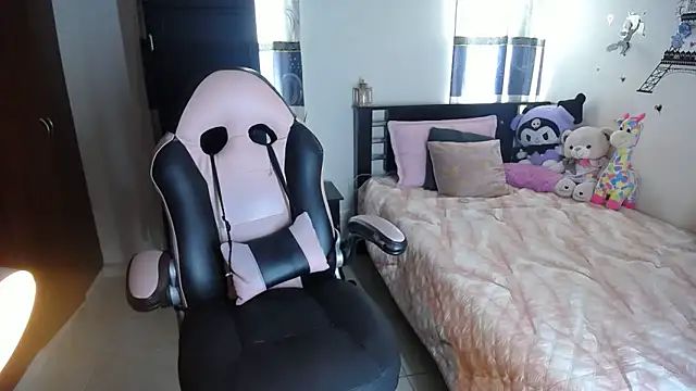 violeta campbell online show from March 2026 07:42:01 PM