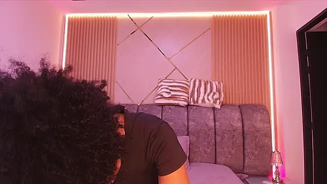 naia blessed online show from March 2026 07:20:01 PM