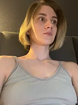 Feral berry 8133 online show from March 2025 06:26:02 AM